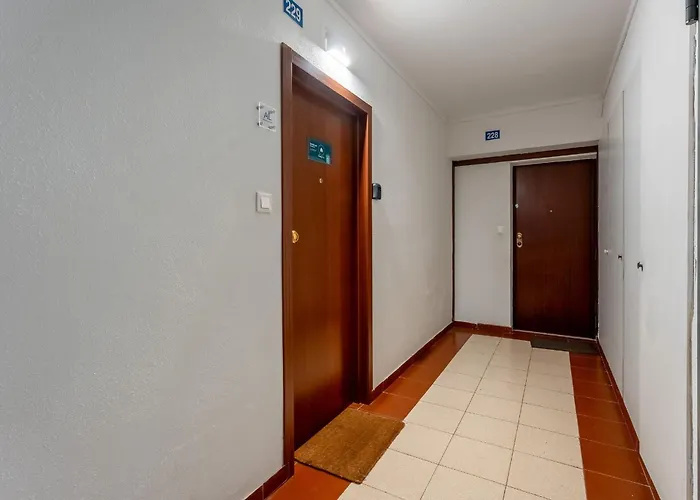 Διαμέρισμα Da Rocha By Lovelystay *